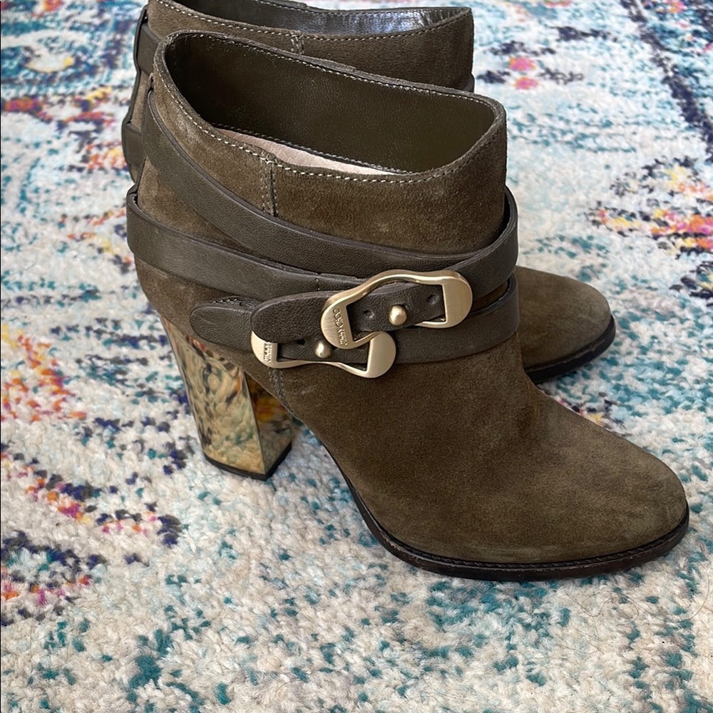 Stylish  jimmy choo Olive Green Ankle Boots